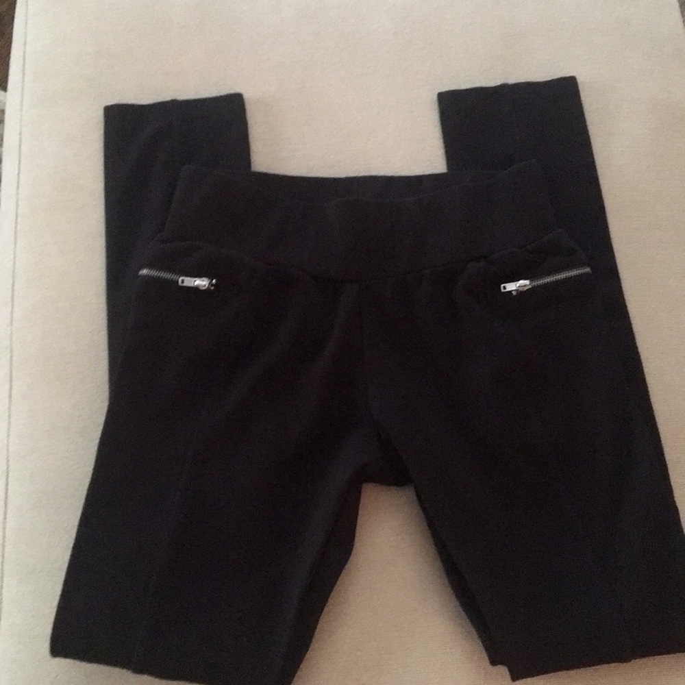 LOVE TREE BLACK LEGGING PANTS